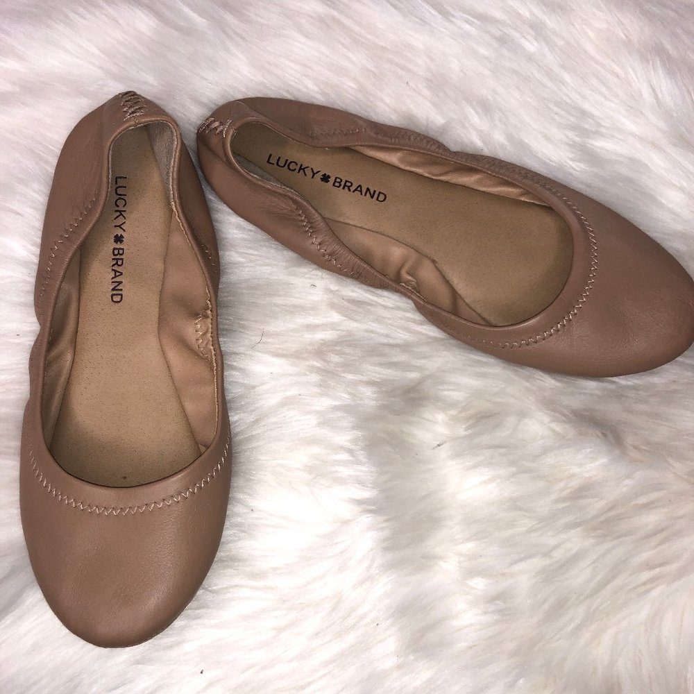 Lucky Brand Emmie Beige Flats SZ 9 M
